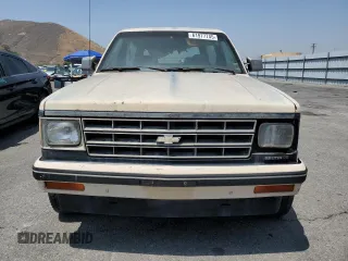 1985 Chevrolet Blazer с VIN 1G8CT18B5F8156619, выставлен на аукционе Copart как лот 61977745 с пробегом 22 993 миль миль и Чистый • Clean title. История ставок и продаж доступна на DreamBid. Изображение 5.