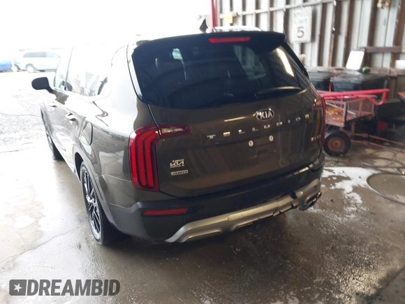 2021 Kia Telluride SX with VIN 5XYP5DHC6MG108631, listed as a IAAI auction lot 42080060 with 83,190 mi miles. Bid and sale history available at carsss.com. Image 3.