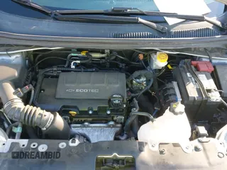 2018 Chevrolet Sonic Premier z VIN 1G1JF5SB5J4106865, wystawiony jako IAAI lot #41540905 z przebiegiem 108 628 mil mil oraz . Historia ofert i sprzedaży dostępna na DreamBid. Obrazek 19.