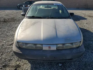 1998 Saturn SL with VIN 1G8ZH528XWZ266379, listed as a Copart auction lot 43862105 with 174,381 mi miles and Clean Title. Bid and sale history available at carsss.com. Image 5.