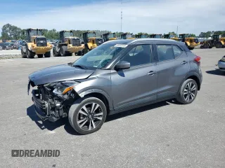 2018 Nissan Kicks SV with VIN 3N1CP5CUXJL513316, listed as a Copart auction lot 58053915 with 119,299 mi miles and Salvage title. Bid and sale history available at DreamBid. Image 1.