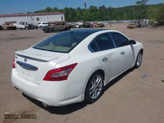 2010 Nissan Maxima 3.5 SV with VIN 1N4AA5APXAC846488, listed as a IAAI auction lot 42036731 with 205,854 mi miles. Bid and sale history available at carsss.com. Image 4.