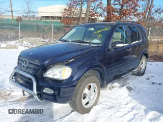 2003 Mercedes-Benz M-Class 3.7L with VIN 4JGAB57E33A421704, listed as a IAAI auction lot 41404597 with 192,078 mi miles. Bid and sale history available at carsss.com. Image 2.