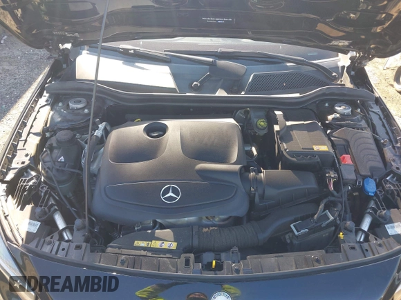 2015 Mercedes-Benz GLA 250 z VIN WDCTG4GB1FJ089422, wystawiony jako IAAI lot #41951269 z przebiegiem 104 554 mil mil oraz . Historia ofert i sprzedaży dostępna na DreamBid. Obrazek 10.