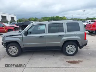 2014 Jeep Patriot Sport with VIN 1C4NJPBA7ED529723, listed as a IAAI auction lot 41971183 with 91,737 mi miles. Bid and sale history available at carsss.com. Image 15.