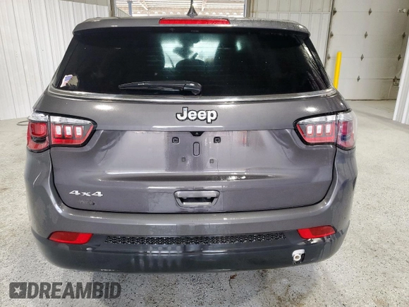 2024 Jeep Compass Sport z VIN 3C4NJDAN1RT140210, wystawiony jako Copart lot #57155485 z przebiegiem Nie podano mil oraz Czysty tytuł • Clean title. Historia ofert i sprzedaży dostępna na DreamBid. Obrazek 6.