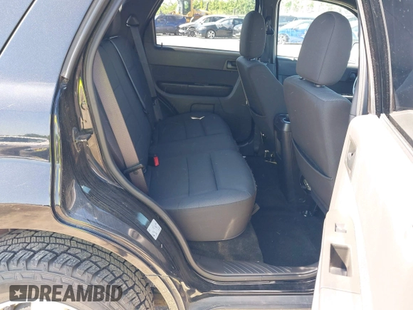 2012 Ford Escape XLT z VIN 1FMCU9D76CKC59030, wystawiony jako IAAI lot #42396412 z przebiegiem 101 223 mil mil oraz . Historia ofert i sprzedaży dostępna na DreamBid. Obrazek 8.