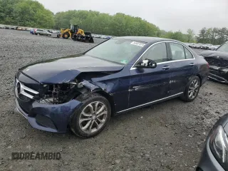 2016 Mercedes-Benz C 300 Luxury z VIN 55SWF4KB3GU138415, wystawiony jako Copart lot #54907075 z przebiegiem 73 001 mil mil oraz Szkoda całkowita • Salvage title. Historia ofert i sprzedaży dostępna na DreamBid. Obrazek 1.