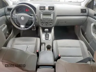 2008 Volkswagen Jetta SE z VIN 3VWRM71K78M155008, wystawiony jako Copart lot #59385065 z przebiegiem 151 251 mil mil oraz Szkoda całkowita • Salvage title. Historia ofert i sprzedaży dostępna na DreamBid. Obrazek 8.