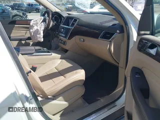 2013 Mercedes-Benz M 350 with VIN 4JGDA2EB0DA201610, listed as a IAAI auction lot 42123259 with 188,416 mi miles and . Bid and sale history available at carsss.com. Image 5.