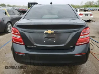 2017 Chevrolet Sonic LT z VIN 1G1JD5SH5H4145735, wystawiony jako Copart lot #54743105 z przebiegiem 108 652 mil mil oraz Szkoda całkowita • Salvage title. Historia ofert i sprzedaży dostępna na DreamBid. Obrazek 6.