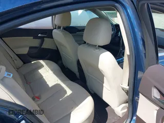 2011 Buick Regal CXL RL2 with VIN W04GP5EC3B1021703, listed as a IAAI auction lot 42208365 with 78,182 mi miles and . Bid and sale history available at DreamBid. Image 8.