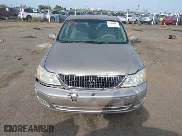 2001 Toyota Avalon XL w/Bucket Seats with VIN 4T1BF28B61U131772, listed as a IAAI auction lot 42039204 with Not Provided miles. Bid and sale history available at carsss.com. Image 6.