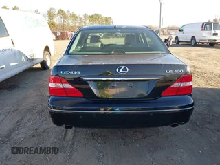 2005 Lexus LS 430 z VIN JTHBN36FX55025178, wystawiony jako IAAI lot #41471386 z przebiegiem 225 094 mil mil oraz . Historia ofert i sprzedaży dostępna na DreamBid. Obrazek 16.