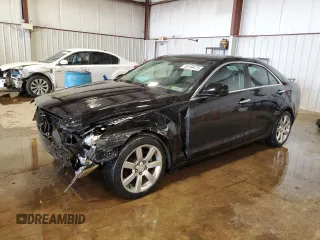 2015 Cadillac ATS Standard RWD z VIN 1G6AA5RA2F0142002, wystawiony jako Copart lot #58194475 z przebiegiem 81 552 mil mil oraz Szkody całkowita. Historia ofert i sprzedaży dostępna na DreamBid. Obrazek 1.