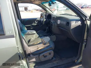 2004 Chevrolet TrailBlazer LS with VIN 1GNDT13S142119527, listed as a IAAI auction lot 41814047 with 210,762 mi miles. Bid and sale history available at carsss.com. Image 5.