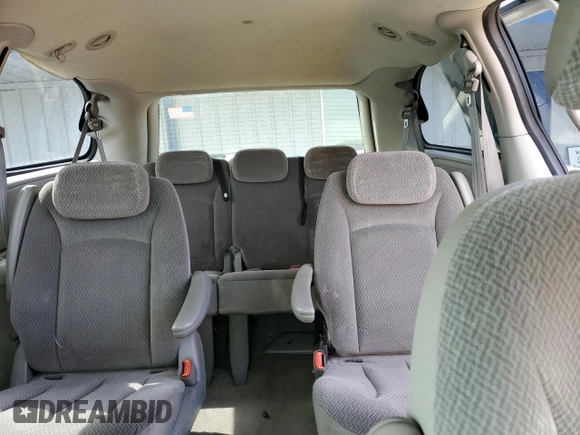 2005 Chrysler Town & Country LX with VIN 2C4GP44R95R278497, listed as a Copart auction lot 54736385 with 267,987 mi miles and Non Repairable. Bid and sale history available at DreamBid. Image 10.