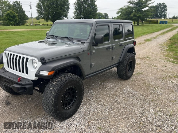 2019 Jeep Wrangler Unlimited Sport S with VIN 1C4HJXDG9KW569235, listed as a Copart auction lot 60338215 with 47,107 mi miles and Clean title. Bid and sale history available at DreamBid. Image 2.
