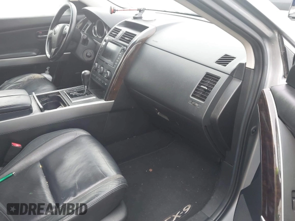 2011 Mazda CX-9 Grand Touring with VIN JM3TB3DA8B0312069, listed as a IAAI auction lot 41793398 with 185,381 mi miles. Bid and sale history available at carsss.com. Image 5.