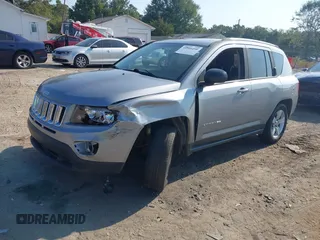 2015 Jeep Compass Sport with VIN 1C4NJCBB5FD110725, listed as a IAAI auction lot 40506090 with 132,207 mi miles. Bid and sale history available at carsss.com. Image 18.