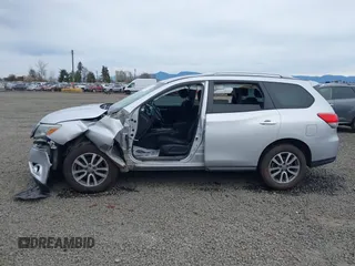 2014 Nissan Pathfinder SL z VIN 5N1AR2MMXEC630953, wystawiony jako IAAI lot #41733712 z przebiegiem 150 389 mil mil oraz . Historia ofert i sprzedaży dostępna na DreamBid. Obrazek 14.