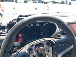 2014 Chevrolet SS z VIN 6G3F15RW2EL957041, wystawiony jako IAAI lot #42404194 z przebiegiem Nie podano mil oraz . Historia ofert i sprzedaży dostępna na DreamBid. Obrazek 7.