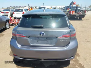 2013 Lexus CT 200h Hybrid with VIN JTHKD5BH6D2147686, listed as a IAAI auction lot 42117110 with 143,450 mi miles. Bid and sale history available at carsss.com. Image 16.