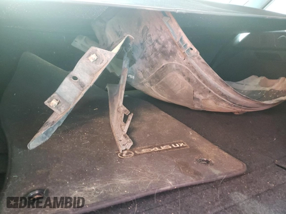 2020 Lexus UX 250h с VIN JTHX9JBH9L2029193, выставлен на аукционе Copart как лот 54231305 с пробегом 96 766 миль миль и Списание • Salvage title. История ставок и продаж доступна на DreamBid. Изображение 6.