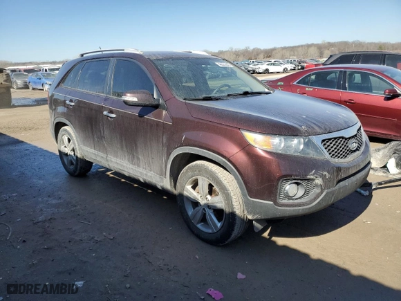 2013 Kia Sorento EX with VIN 5XYKU3A60DG337348, listed as a Copart auction lot 46501345 with 155,814 mi miles and Salvage Title. Bid and sale history available at carsss.com. Image 4.