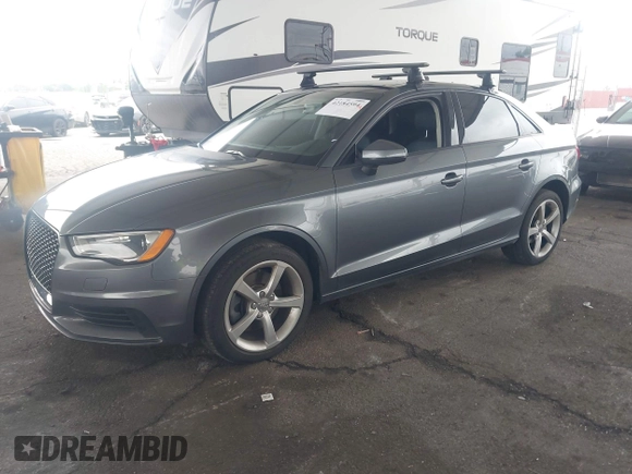 2015 Audi A3 Premium z VIN WAUACGFF3F1073735, wystawiony jako IAAI lot #42184594 z przebiegiem 104 906 mil mil oraz . Historia ofert i sprzedaży dostępna na DreamBid. Obrazek 17.