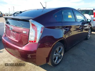 2013 Toyota Prius One with VIN JTDKN3DU7D5616179, listed as a IAAI auction lot 41640997 with 130,411 mi miles. Bid and sale history available at carsss.com. Image 4.