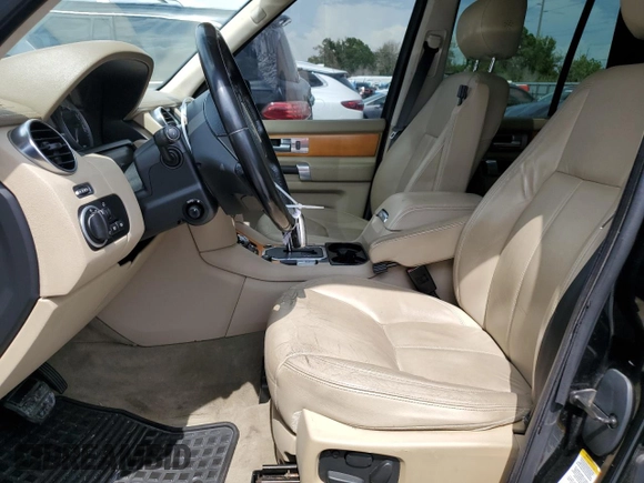 2010 Land Rover LR4 Lux with VIN SALAK2D45AA527687, listed as a Copart auction lot 60730895 with 157,497 mi miles and Salvage title. Bid and sale history available at DreamBid. Image 7.