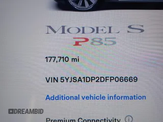 2013 Tesla Model S Performance z VIN 5YJSA1DP2DFP06669, wystawiony jako IAAI lot #42161357 z przebiegiem 177 710 mil mil oraz . Historia ofert i sprzedaży dostępna na DreamBid. Obrazek 16.
