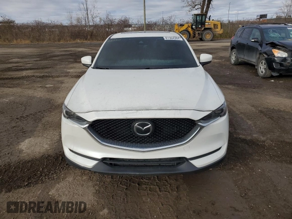 2019 Mazda CX-5 Signature with VIN JM3KFBEY1K0543983, listed as a Copart auction lot 81364304 with 0 mi miles and Non Repairable. Bid and sale history available at carsss.com. Image 5.