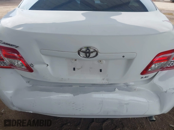 2011 Toyota Camry LE with VIN 4T1BF3EK2BU674189, listed as a IAAI auction lot 41807932 with 185,859 mi miles. Bid and sale history available at carsss.com. Image 6.