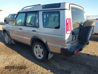 2000 Land Rover Discovery Cloth with VIN SALTY124XYA265857, listed as a IAAI auction lot 40807405 with 130,336 mi miles and . Bid and sale history available at DreamBid. Image 3.