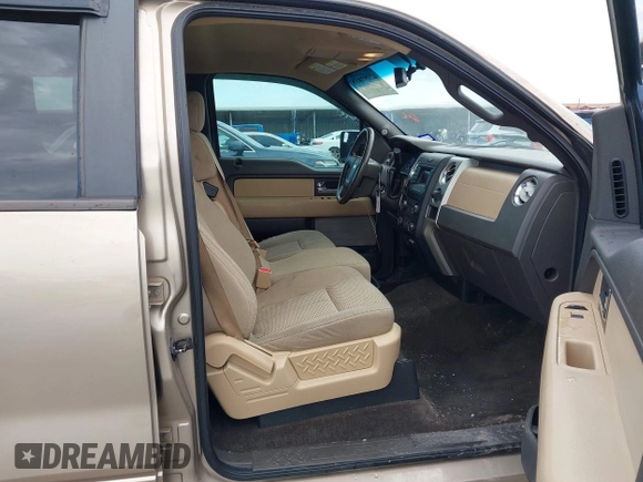 2013 Ford F-150 XL with VIN 1FTEW1CM3DKD22800, listed as a IAAI auction lot 42097438 with 200,792 mi miles and . Bid and sale history available at DreamBid. Image 5.