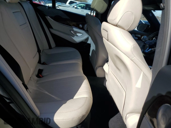 2019 Mercedes-Benz E-Class E 300 with VIN WDDZF4KB8KA594741, listed as a Copart auction lot 49678585 with 57,814 mi miles and Salvage Title. Bid and sale history available at carsss.com. Image 10.