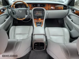2006 Jaguar XJ with VIN SAJWA71B66SH09694, listed as a Copart auction lot 53547555 with 174,441 mi miles and Clean Title. Bid and sale history available at carsss.com. Image 8.