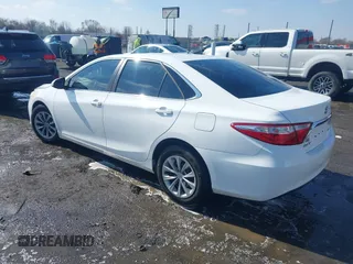 2016 Toyota Camry XLE with VIN 4T1BF1FK1GU155709, listed as a IAAI auction lot 41556465 with 159,923 mi miles and . Bid and sale history available at DreamBid. Image 3.