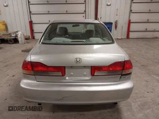 2001 Honda Accord LX z VIN 1HGCG16491A012217, wystawiony jako IAAI lot #41428403 z przebiegiem 165 268 mil mil oraz . Historia ofert i sprzedaży dostępna na DreamBid. Obrazek 17.