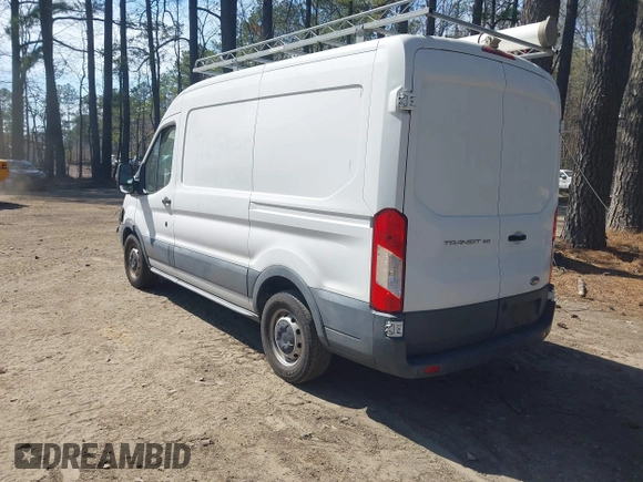 2016 Ford Transit Cargo with VIN 1FTYE1CM1GKA17395, listed as a IAAI auction lot 41892013 with 188,016 mi miles. Bid and sale history available at carsss.com. Image 3.