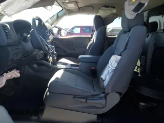 2022 Nissan Frontier S z VIN 1N6ED1CM1NN644435, wystawiony jako Copart lot #46060715 z przebiegiem 28 780 mil mil oraz Szkoda całkowita • Salvage title. Historia ofert i sprzedaży dostępna na DreamBid. Obrazek 7.