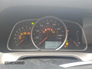 2013 Toyota RAV4 LE z VIN JTMBFREV4DD021352, wystawiony jako Copart lot #60997095 z przebiegiem 95 864 mil mil oraz Szkoda całkowita • Salvage title. Historia ofert i sprzedaży dostępna na DreamBid. Obrazek 9.