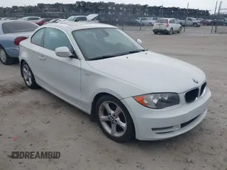 2010 BMW 1 Series 128i with VIN WBAUP9C58AVL89335, listed as a IAAI auction lot 41853847 with Not Provided miles and . Bid and sale history available at carsss.com. Image 1.