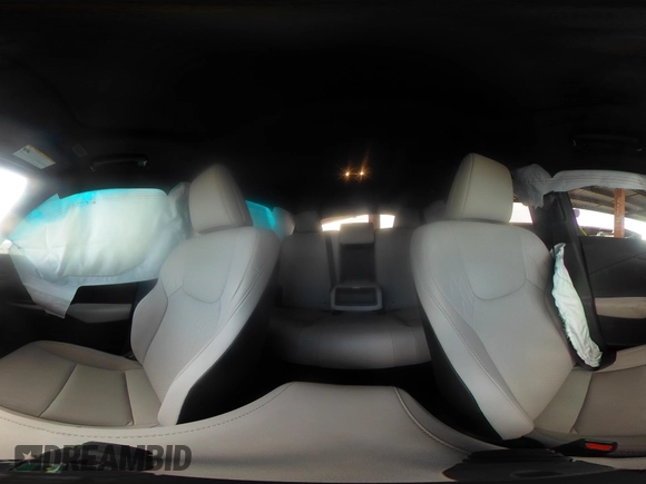 2025 Lexus RX 350 with VIN 2T2BAMCA7SC093752, listed as a IAAI auction lot 41558105 with 470 mi miles and . Bid and sale history available at DreamBid. Image 18.