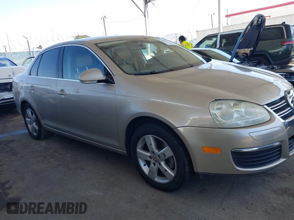 2006 Volkswagen Jetta Sedan 2.5L with VIN 3VWRG71K26M629564, listed as a IAAI auction lot 41997891 with 231,299 mi miles. Bid and sale history available at carsss.com. Image 13.