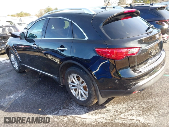 2013 Infiniti FX z VIN JN8CS1MUXDM140215, wystawiony jako IAAI lot #41271039 z przebiegiem 134 887 mil mil oraz . Historia ofert i sprzedaży dostępna na DreamBid. Obrazek 3.