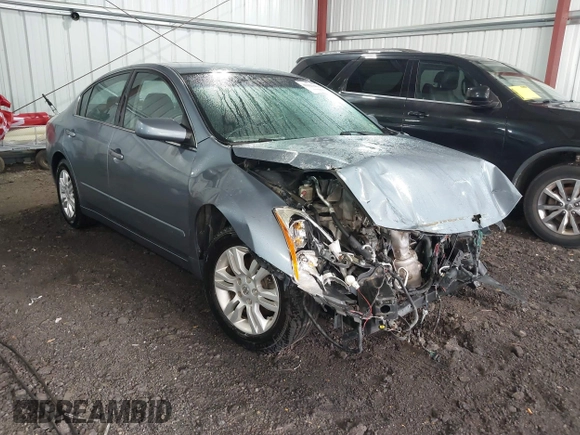 2011 Nissan Altima 2.5 S with VIN 1N4AL2AP9BN479047, listed as a IAAI auction lot 40429411 with 195,352 mi miles. Bid and sale history available at carsss.com. Image 1.