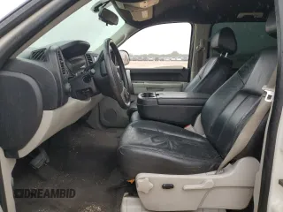 2011 Chevrolet Silverado 1500 LT with VIN 3GCPCSE00BG405302, listed as a Copart auction lot 84955574 with 155,856 mi miles and Salvage Title. Bid and sale history available at DreamBid. Image 7.